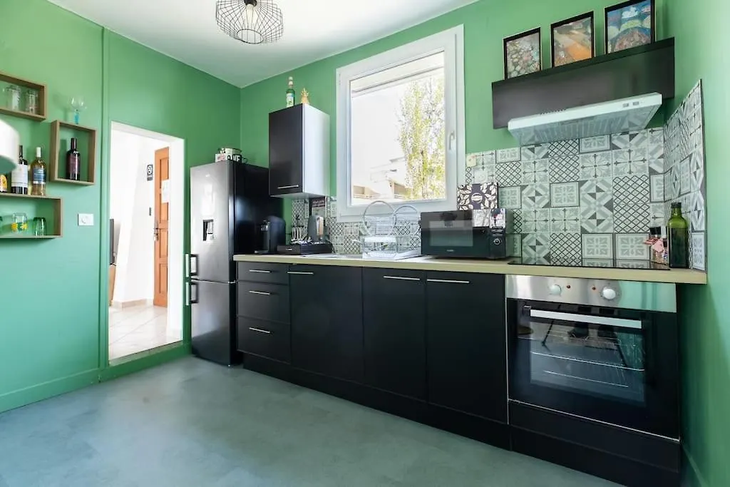 Apartment 3 Appartements , Balneo, Pour 10 Personnes Maison Thermale Chamalieres France