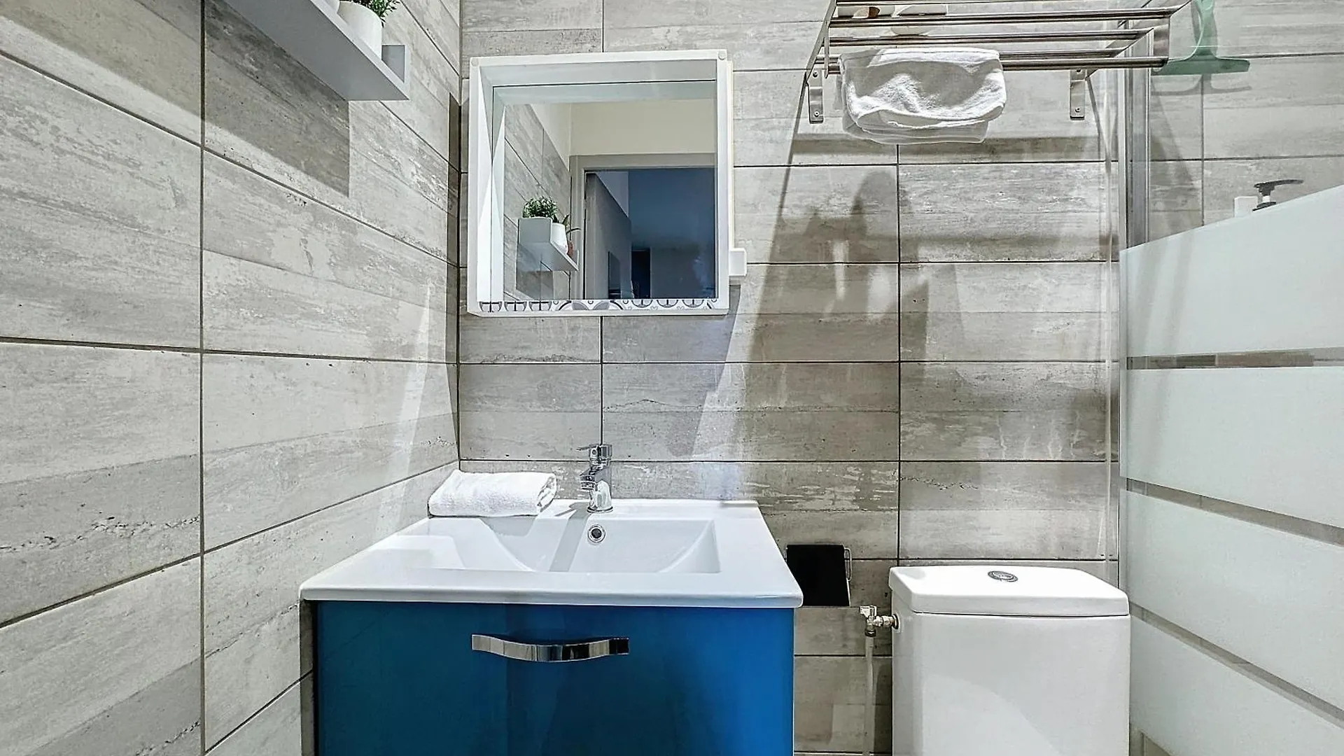 3 Appartements , Balneo, Pour 10 Personnes Maison Thermale Chamalieres France
