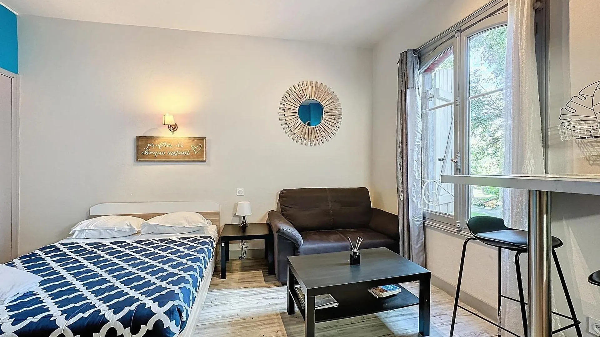 3 Appartements , Balneo, Pour 10 Personnes Maison Thermale Chamalieres
